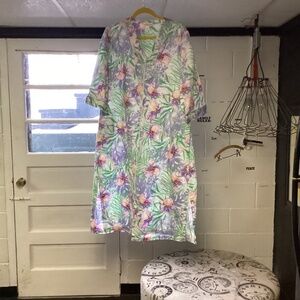 Flannel nightgown, Miss , Elaine XL soft cuddly zip front 🌸🌺💐